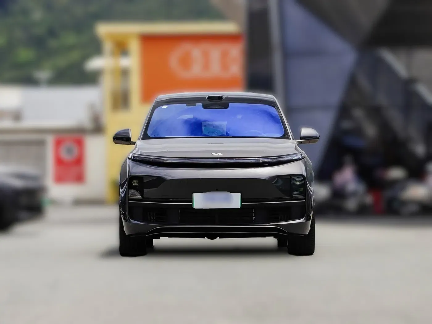 imgi_70_Used-Car-Li-Auto-L9-2025-Ultra-Smart-Refresh-Edition-for-Trip High Speed Li Auto L9– In Stock in China | Chinese Ev Cars in Ethiopia - Image 1