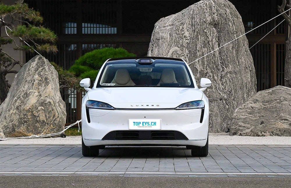 imgi_3_3_3(3) Luxeed R7 2026 electric SUV– For Sale From China | Chinese Ev Cars in Ethiopia - Image 1